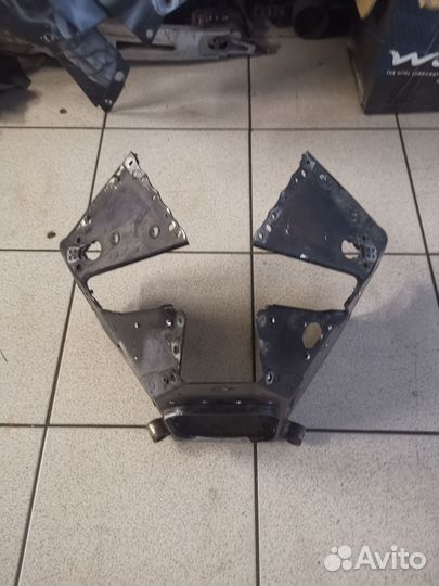 Передний подрамник Arctic Cat xf800