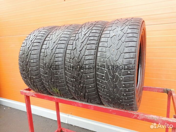 Nokian Tyres Hakkapeliitta 7 215/60 R16 96H