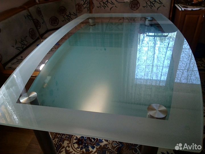 Стол стекло