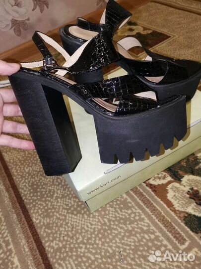 Босоножки женские 37 размер новые