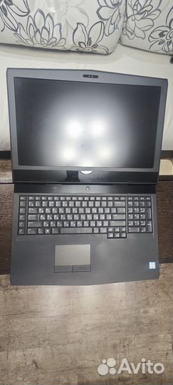 Игровой ноутбук Dell Alienware 17r4