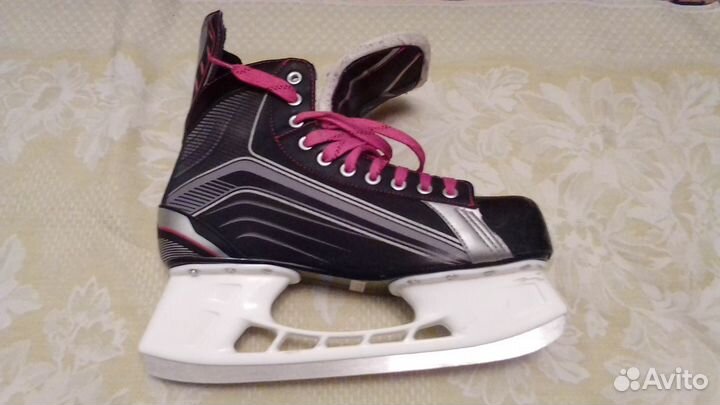 Коньки хоккейные взрослые