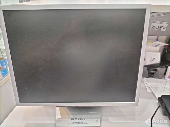 Монитор Samsung