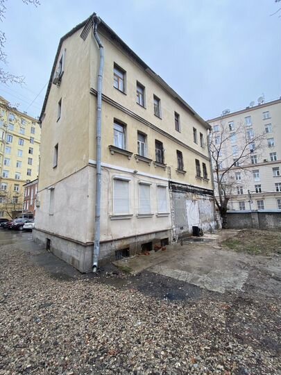 Здание под Отель, Клинику, Офис