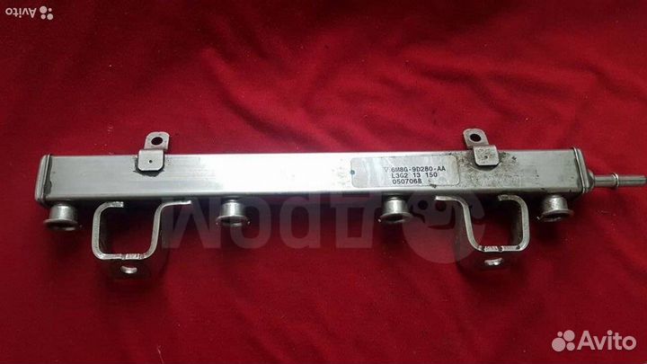 Рампа топливная Мазда 3, мазда 6 gg 1.8