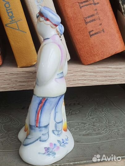 Статуэтка фарфор Радость встречи. СССР авторская