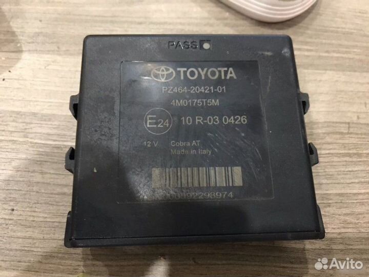 Блок управления парктрониками Toyota Highlander 3