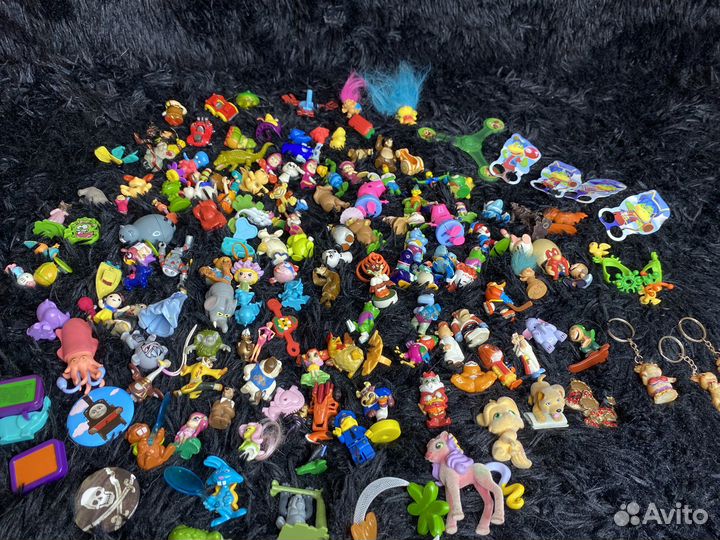 Игрушки киндер сюрприз