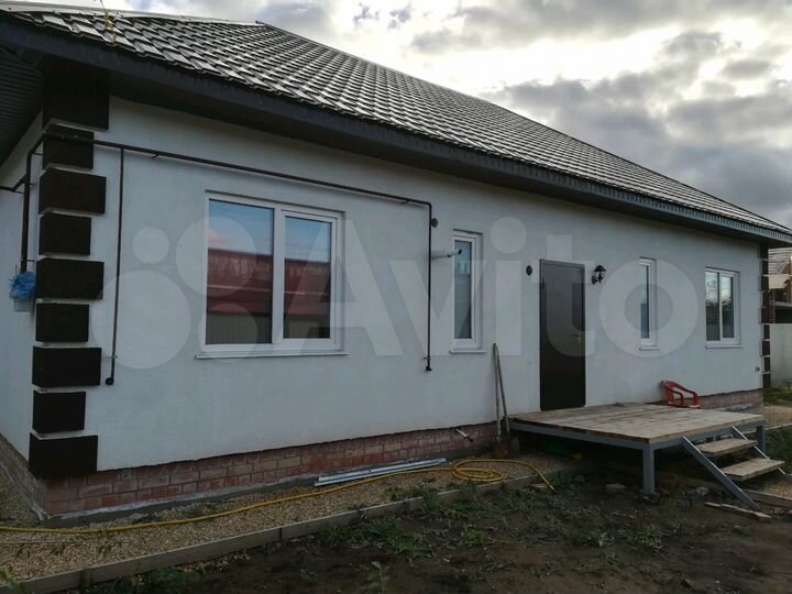 Коттедж 104 м² на участке 10 сот.