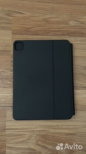 Magic Keyboard для iPad Pro 11
