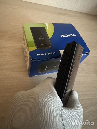 Nokia 2720 Fold