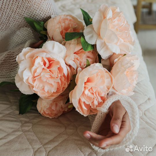 Искусственный букет цветов из 10 голов пиона