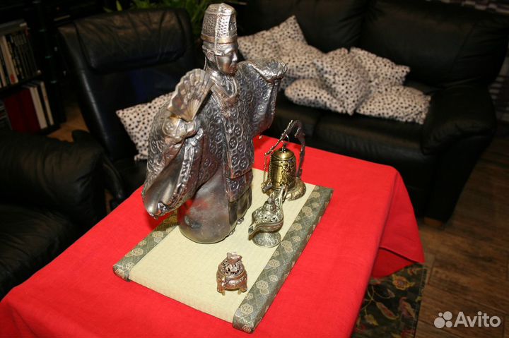 Антикварная статуя 17 век. 