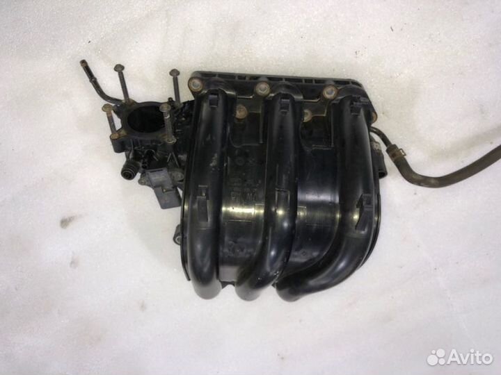 Коллектор впускной Fabia Polo Fox 1.2 бензин