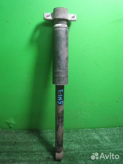 Стойка амортизатора задняя Opel Astra J 2010