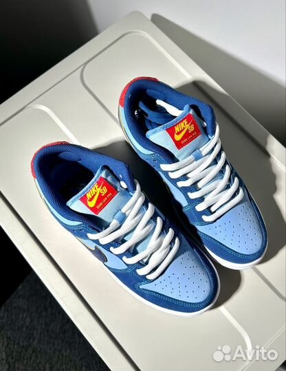 Кроссвоеи Nike SB Dunk Low Pro 