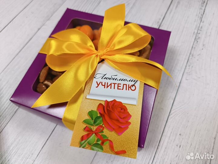 Подарочный набор учителю воспитателю сладости