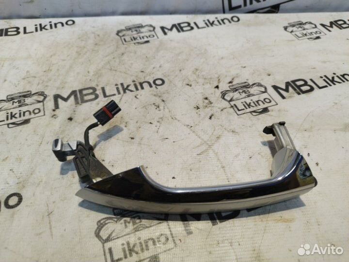 Ручка двери левая Mercedes S-Class W221