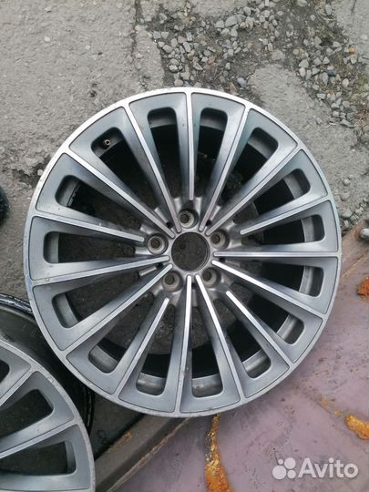 AMP Mud Terrain Attack M/T 245/45 R19 и 275/40 R19