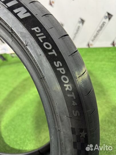 Michelin Pilot Sport 4 S 255/35 R19 96Y