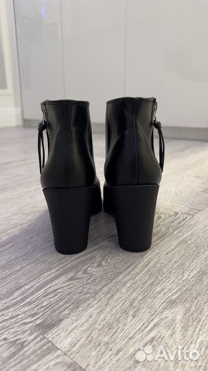 Сапоги женские демисезонные 39 размер