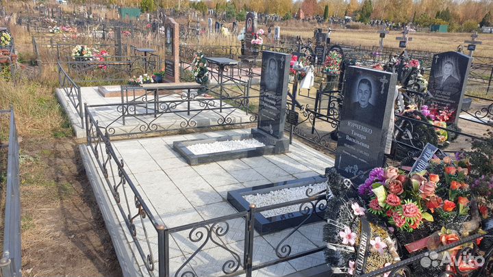 Установщик памятников