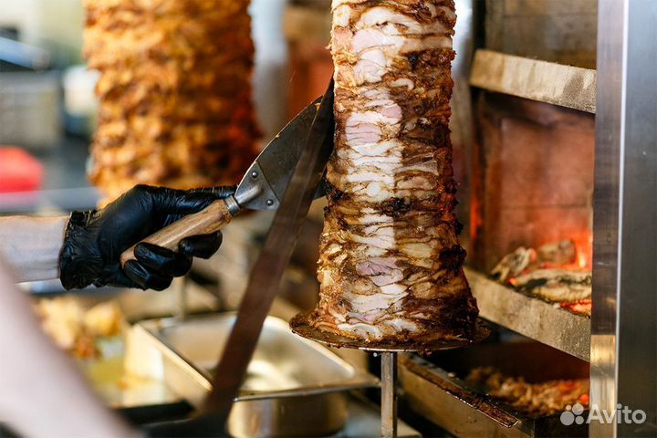 Аренда места на пляже. Ольгинка. Шаурма, бургеры