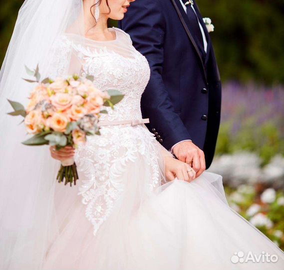 Платье свадебное