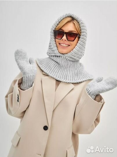 Капот женский