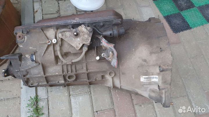 Коробка АКПП BMW 525 ZF5HP19