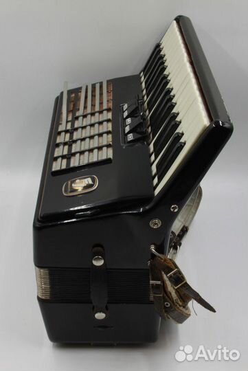 Аккордеон weltmeister stella 3/4(кно)