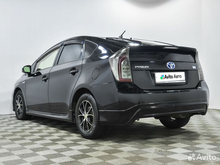 Toyota Prius 1.8 CVT, 2015, 91 609 км