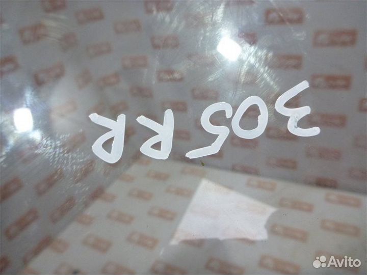 Стекло заднее правое Suzuki Grand Vitara JT J20A