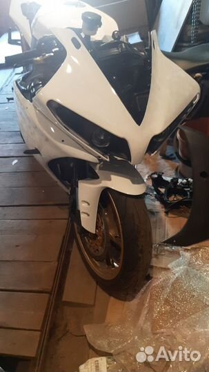 Yamaha r1 2010