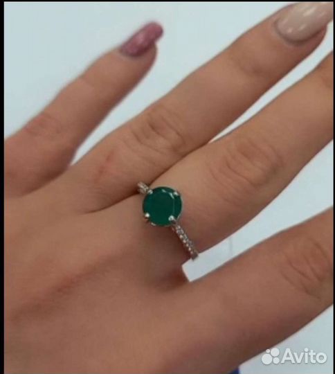 Серебрянные кольцо с нат Агатом 18 р