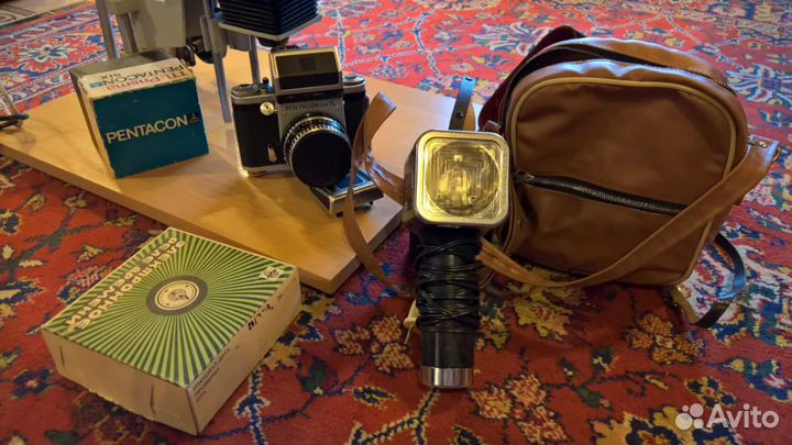 Фотоувеличитель с комплектом к нему