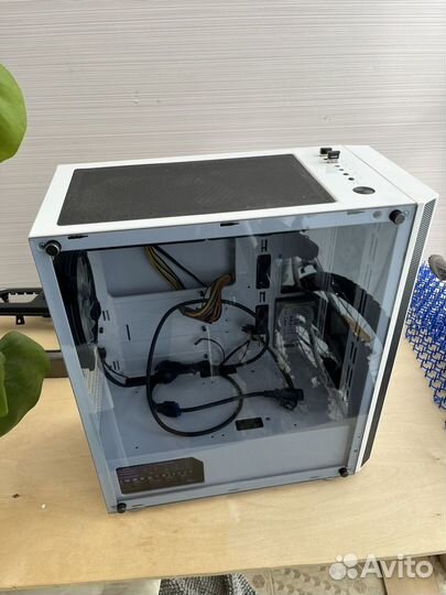 Корпус zalman R2 белый + бп 750w