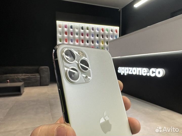 iPhone 11 Pro, 64 ГБ