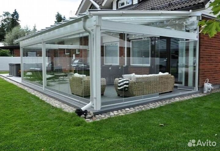 Безрамное остекление веранд беседок террас