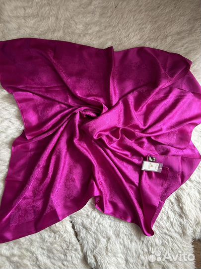 Платок шейный prada