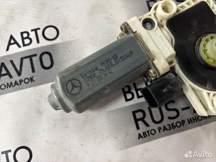 Моторчик стеклоподъемника задний правый Mercedes E