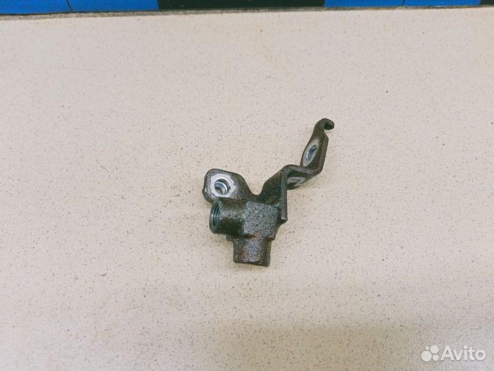 Распределитель тормозных сил Land Cruiser (150) -P