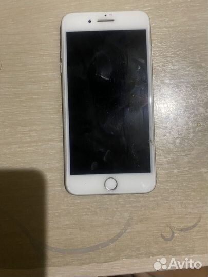 Телефон iPhone 8 plus