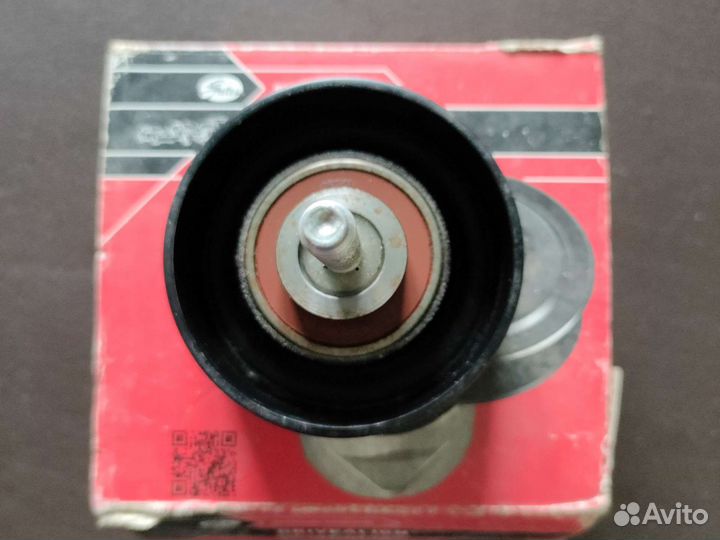 Натяжной ролик Мазда сх7 новый