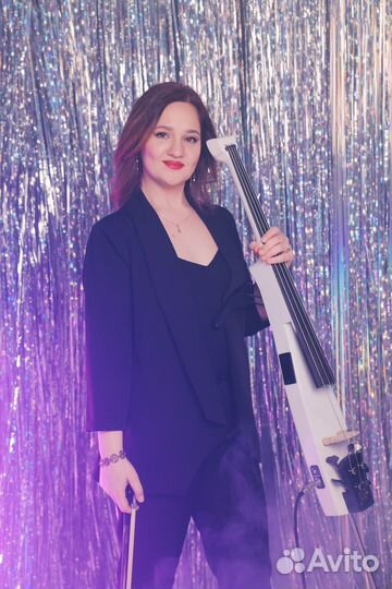 Музыкант на мероприятие, виолончель