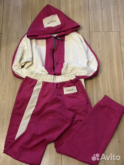 Костюм спортивный