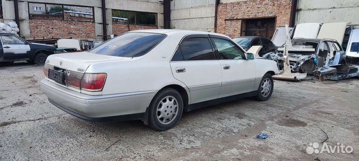 Тойота Краун по запчастям