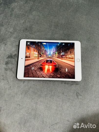 iPad mini 4 128GB Wifi отличное состояние