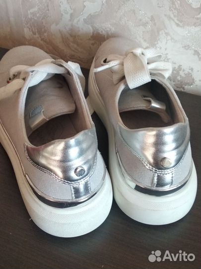 Ботинки для девочки 37 р-ра