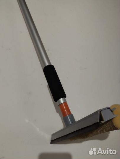 Щетка для мытья окон